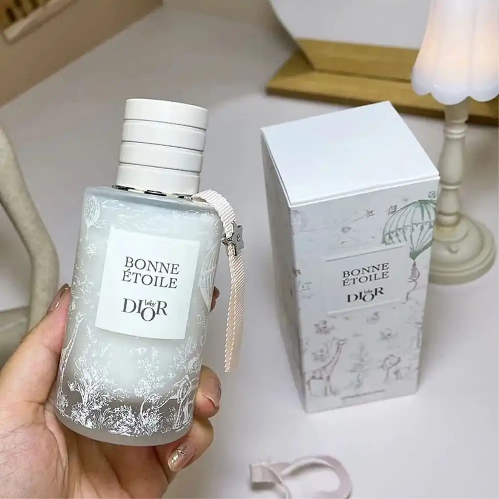 تصویر گالری عطر دیور بون ایتویل بیبی (Bonne Étoile Baby Dior) 2