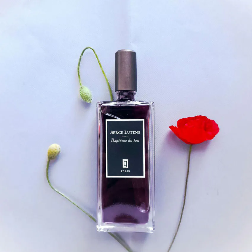 نمای 3 از عطر ادکلن بپتم دو فو سرج لوتنس (Baptême du Feu Serge Lutens)