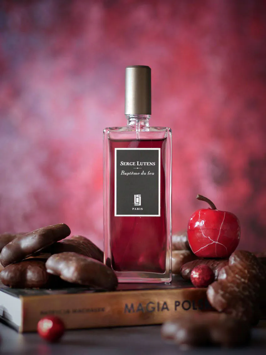 نمای 2 از عطر ادکلن بپتم دو فو سرج لوتنس (Baptême du Feu Serge Lutens)