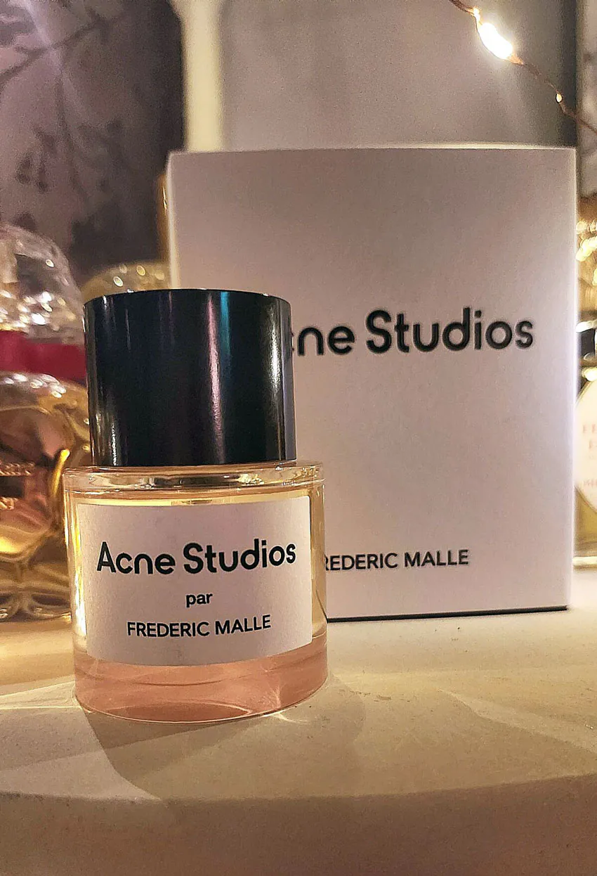 تصویر گالری عطر آکنه استودیوز فردریک مال (Acne Studios Frederic Malle) 2