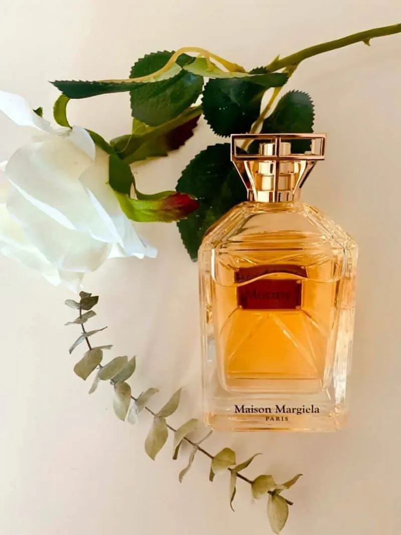 تصویر گالری عطر میوتینی میسون مارتین مارژیلا (Mutiny Maison Martin Margiela) 3
